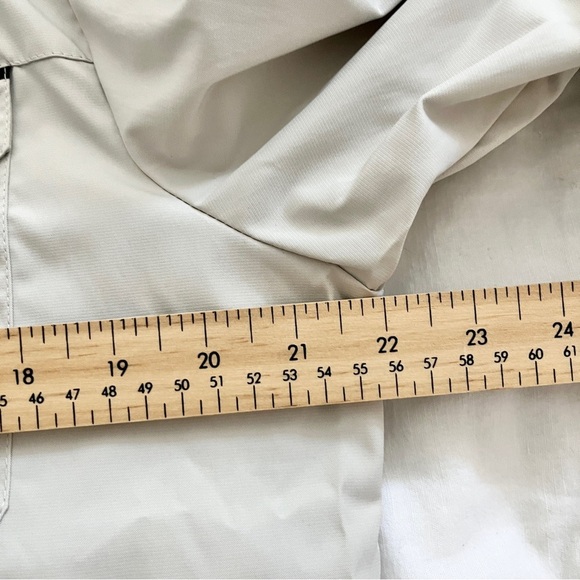 NWOT Khaki Hooded Cargo Windbreaker  “Find Your Own Way”  Men’s M  Gorpcore - Picture 13 of 16